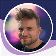 Chef de projet et développeur de logiciels avec plusieurs années d'expérience
